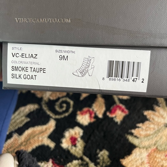 Vince Camuto sandals - Picture 5 of 6